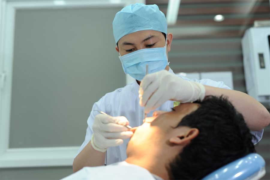 Nên Làm Cầu Răng Hay Là Cấy Ghép Implant? – Nha Khoa Quốc Tế Á Châu - ảnh 9