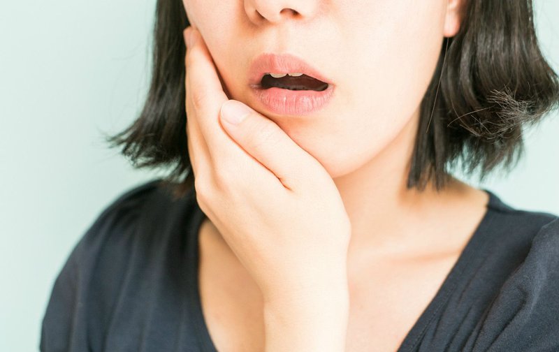 Đau Nhức Răng Khi Nhai Phải Làm Sao? – Nha Khoa Quốc Tế Á Châu - ảnh 1