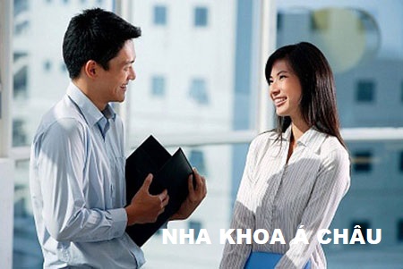 Tướng răng cửa thưa hé lộ gì về Vận mệnh Tình duyên?